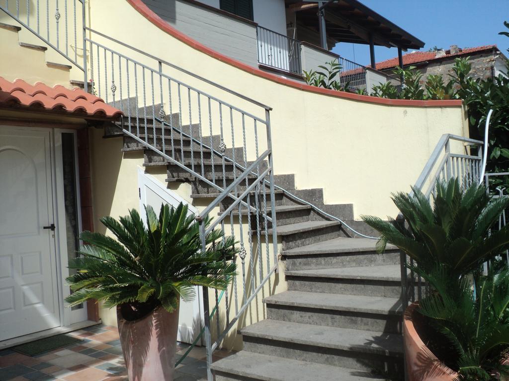 Casa Vacanza Alice & Mari Ascea Exterior photo